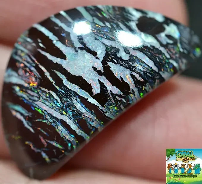 マトリックスオパール｜唯一無二感の強い独特なデザイン｜Queensland産ボルダーオパール｜OPAL DOWNUNDER TAKI